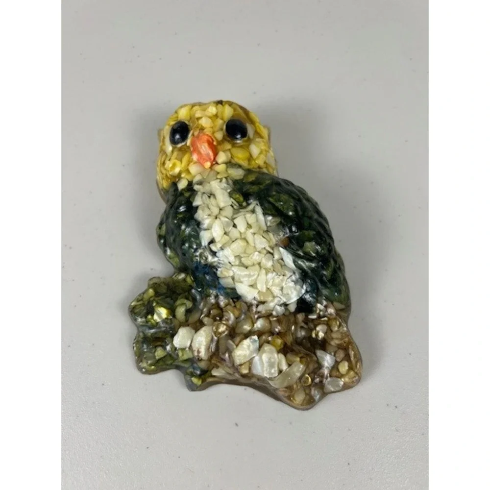 Vintage Tennessee Shell‎ Co Genuine Mother of Pearl Vomit Owl Wall Plaque
